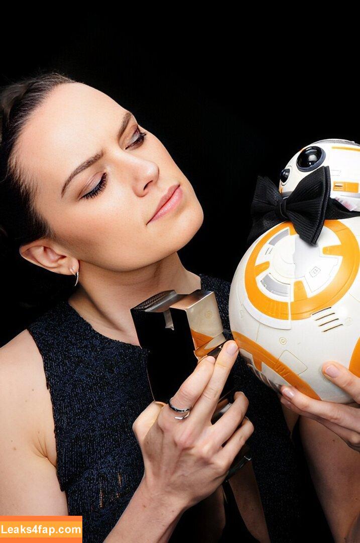 Daisy Ridley / daisyridley слитое фото фото #0843