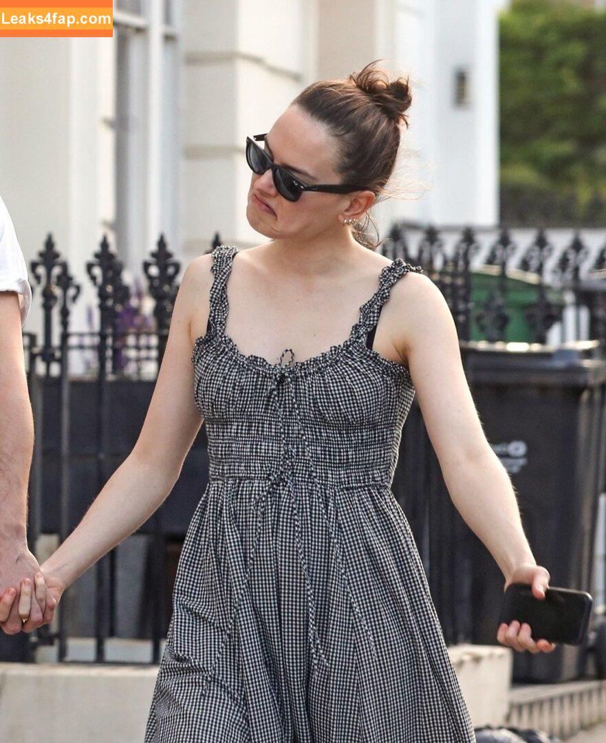 Daisy Ridley / daisyridley слитое фото фото #0855