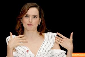 Daisy Ridley photo #0102