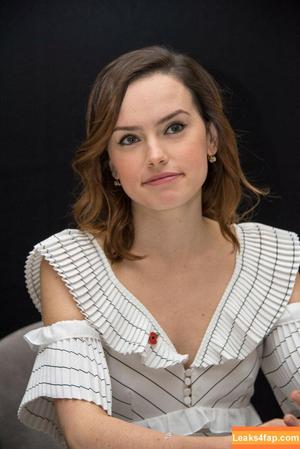Daisy Ridley photo #0121