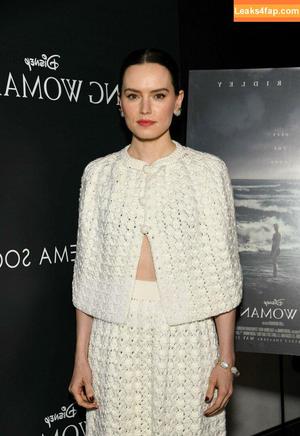 Daisy Ridley photo #0413
