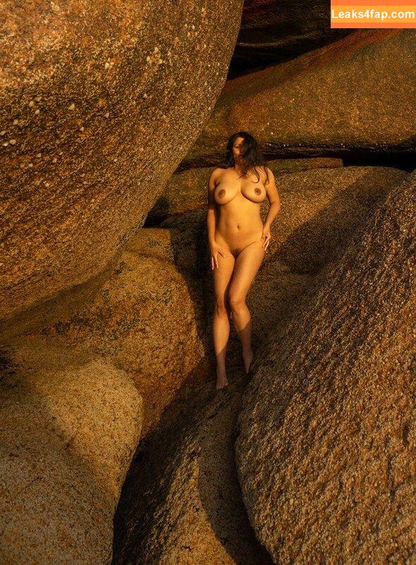Dakini / Carla White / Devi / devithemodel / googlymonstor / https: leaked photo photo #1378