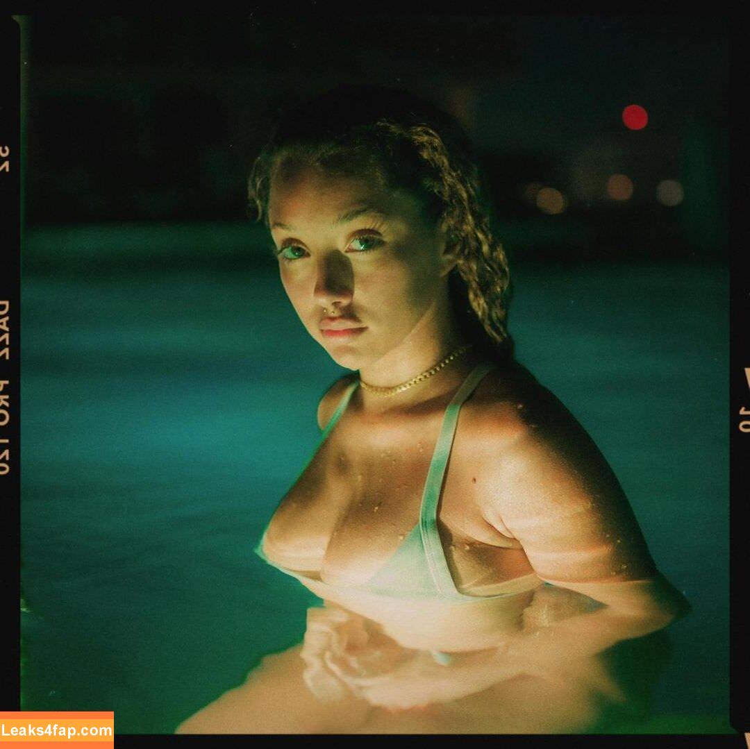 Dakitista /  leaked photo photo #0007