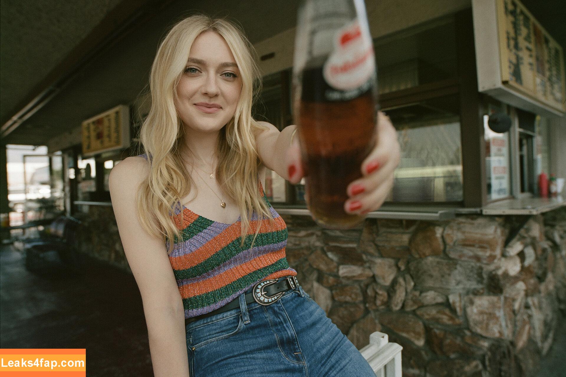 Dakota Fanning / dakotafanning leaked photo photo #0082