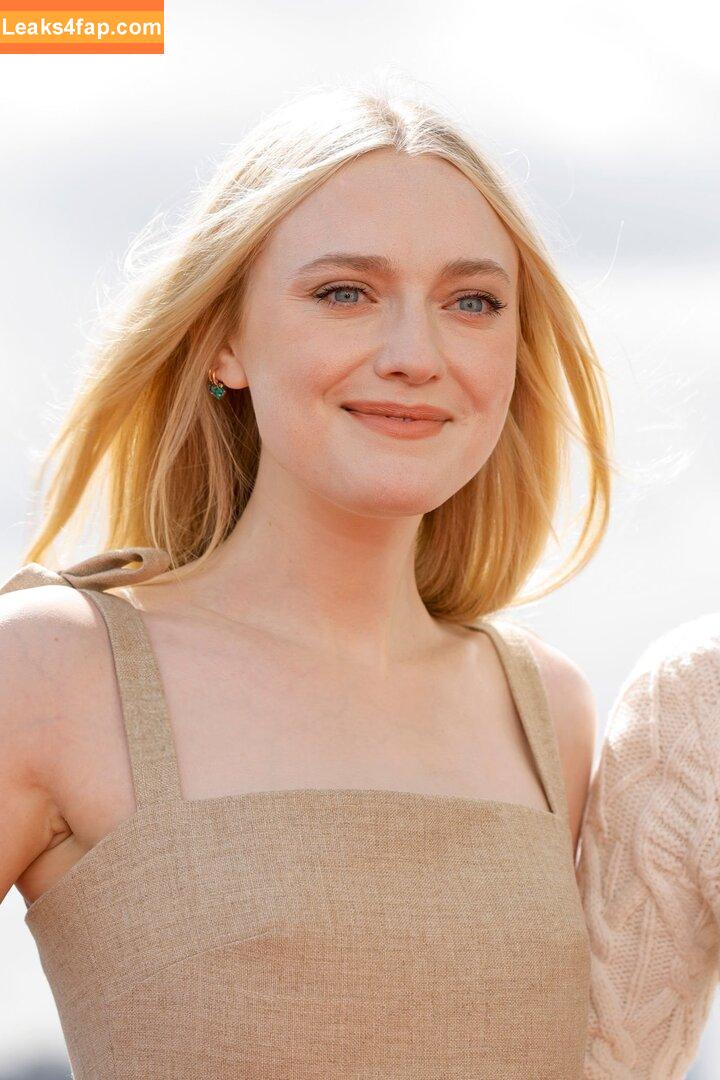 Dakota Fanning / dakotafanning leaked photo photo #0269