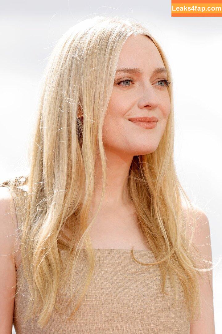 Dakota Fanning / dakotafanning leaked photo photo #0270