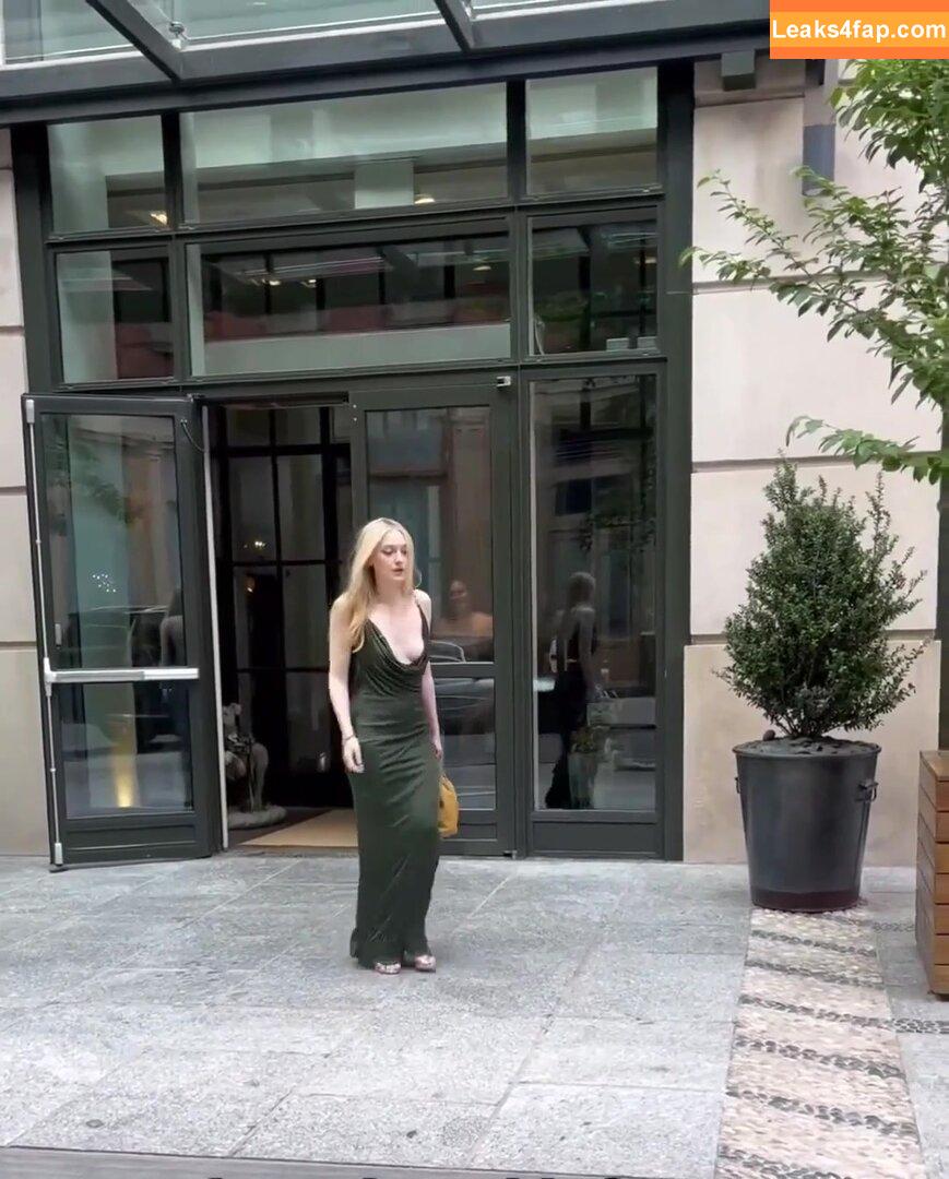 Dakota Fanning / dakotafanning leaked photo photo #0282
