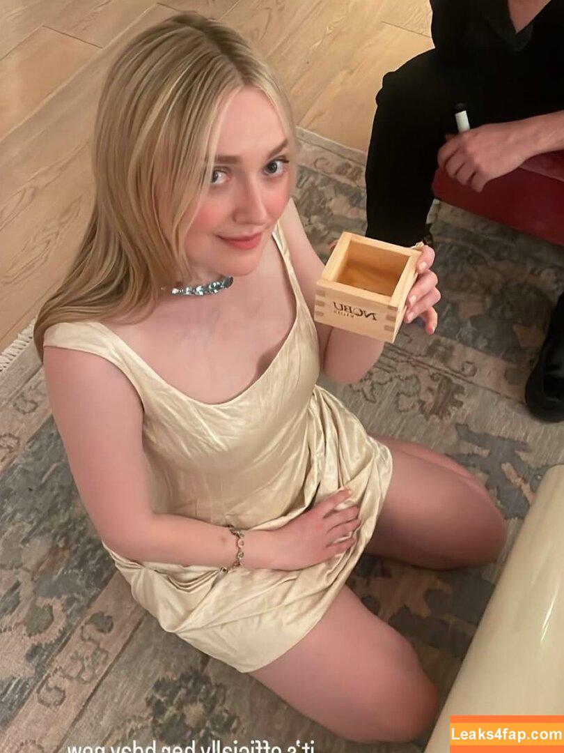 Dakota Fanning / dakotafanning leaked photo photo #0484