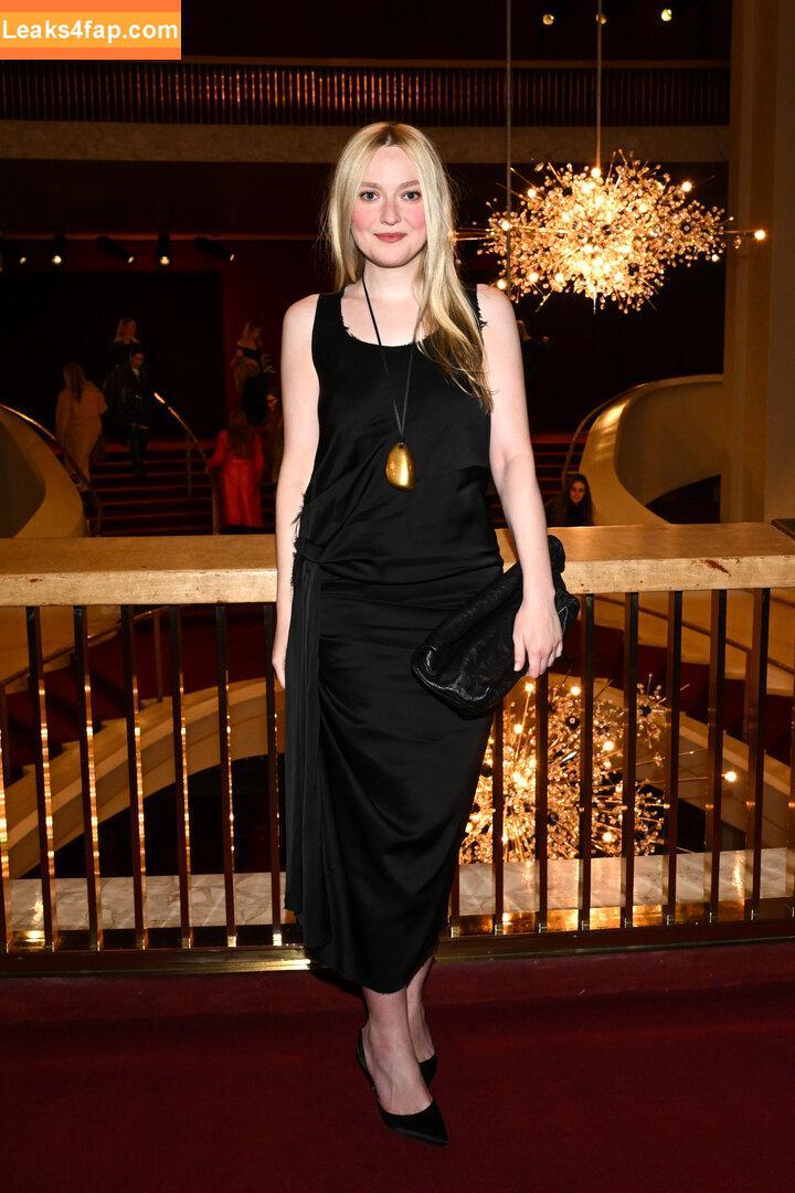 Dakota Fanning / dakota_fanning / dakotafanning leaked photo photo #0595