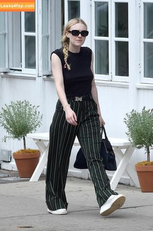 Dakota Fanning photo #0019