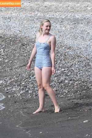 Dakota Fanning photo #0048