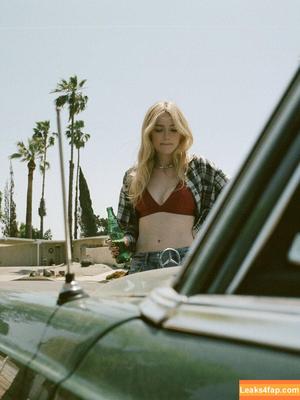 Dakota Fanning photo #0084