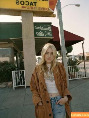 Dakota Fanning photo #0086
