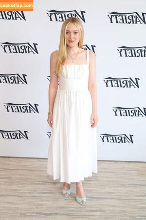 Dakota Fanning photo #0285