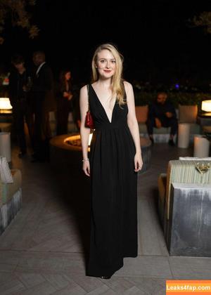 Dakota Fanning photo #0463