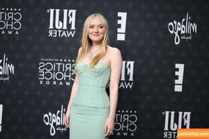 Dakota Fanning photo #0480