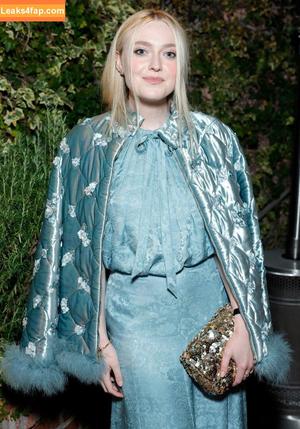 Dakota Fanning photo #0495