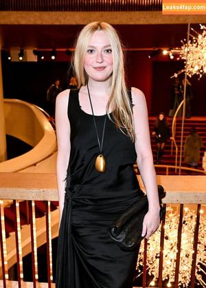 Dakota Fanning фото #0605