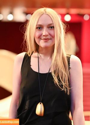 Dakota Fanning фото #0606