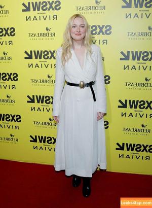 Dakota Fanning photo #0612