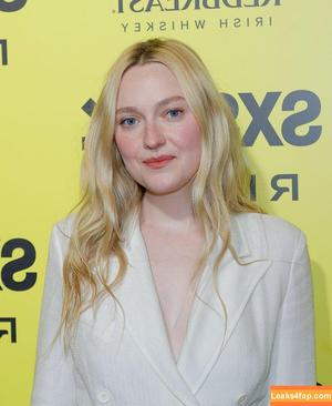 Dakota Fanning photo #0613