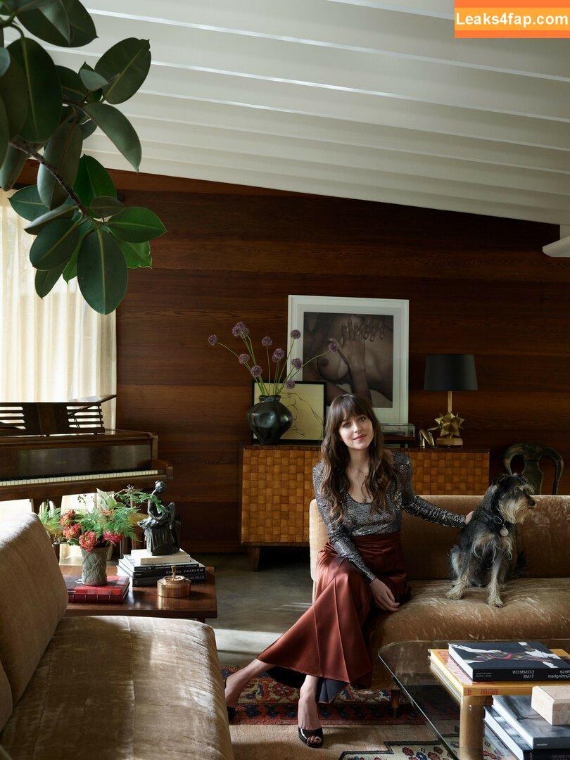 Dakota Johnson / dakotajohnson / isDakotaJohnson leaked photo photo #0013