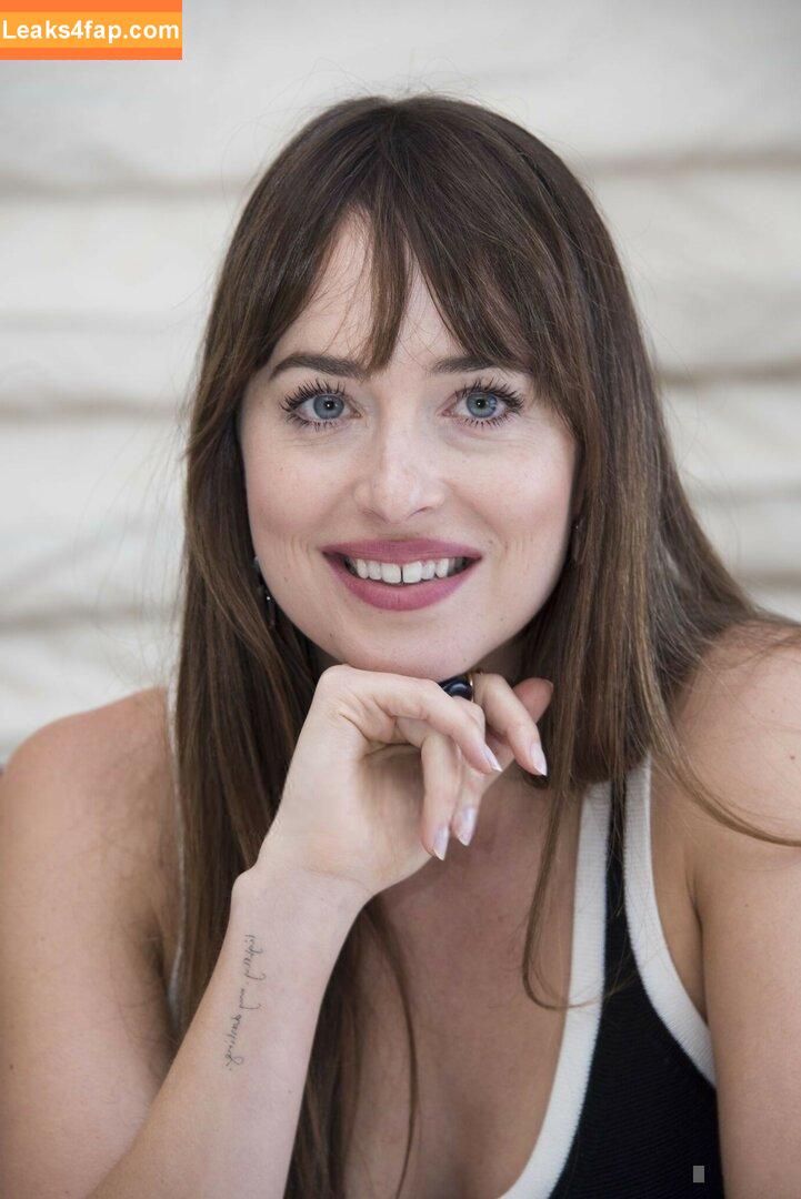 Dakota Johnson / dakotajohnson / isDakotaJohnson leaked photo photo #0022