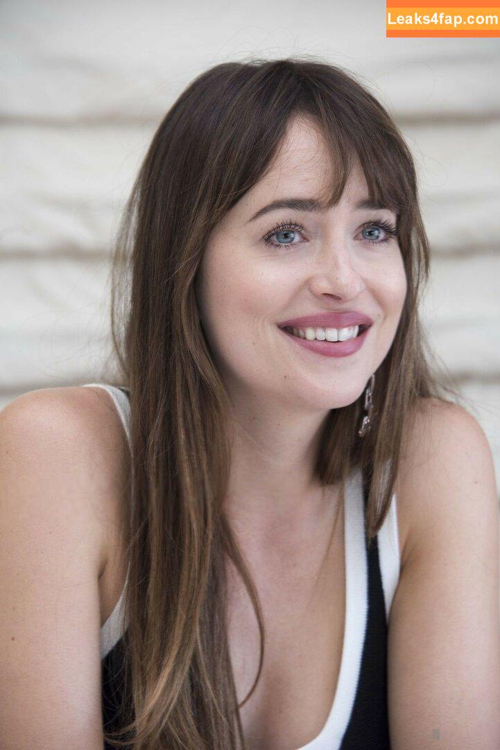 Dakota Johnson / dakotajohnson / isDakotaJohnson leaked photo photo #0026