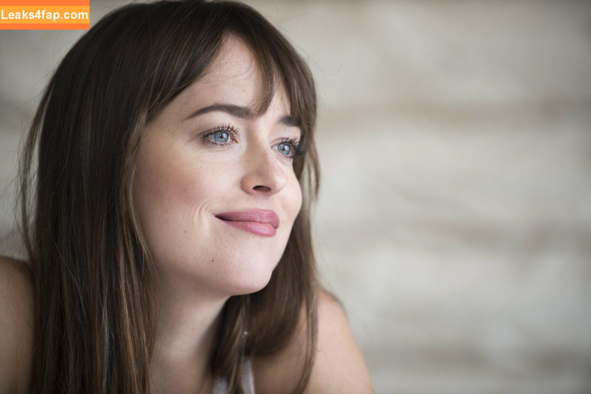 Dakota Johnson / dakotajohnson / isDakotaJohnson leaked photo photo #0033