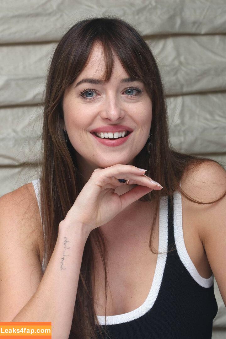 Dakota Johnson / dakotajohnson / isDakotaJohnson leaked photo photo #0034