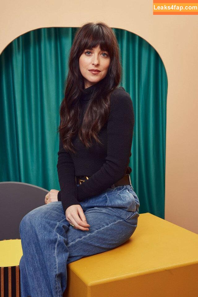 Dakota Johnson / dakotajohnson / isDakotaJohnson leaked photo photo #0060