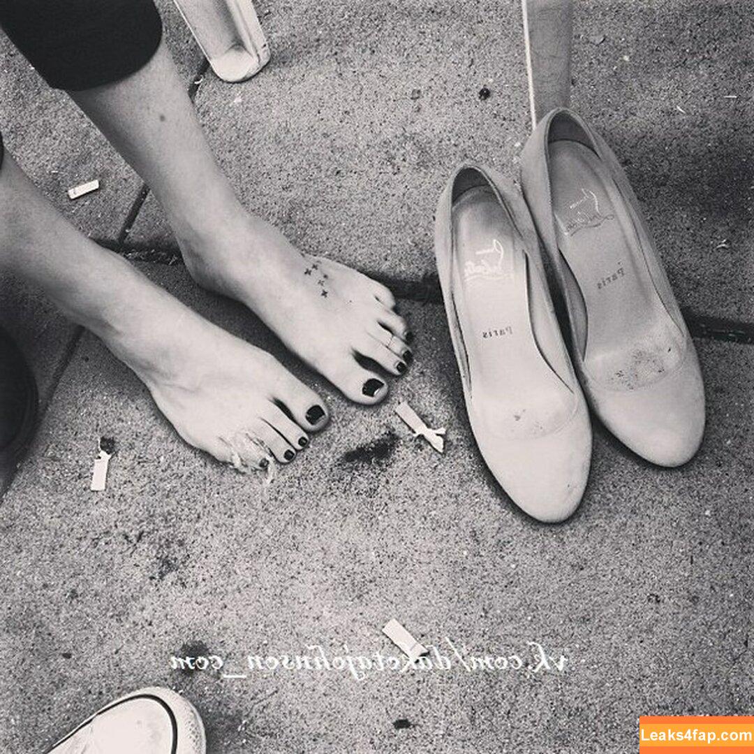 Dakota Johnson / dakotajohnson / isDakotaJohnson leaked photo photo #0099