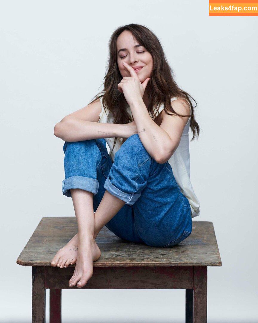 Dakota Johnson / dakotajohnson / isDakotaJohnson слитое фото фото #0186