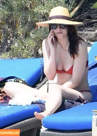 Dakota Johnson / dakotajohnson / isDakotaJohnson leaked photo photo #0283
