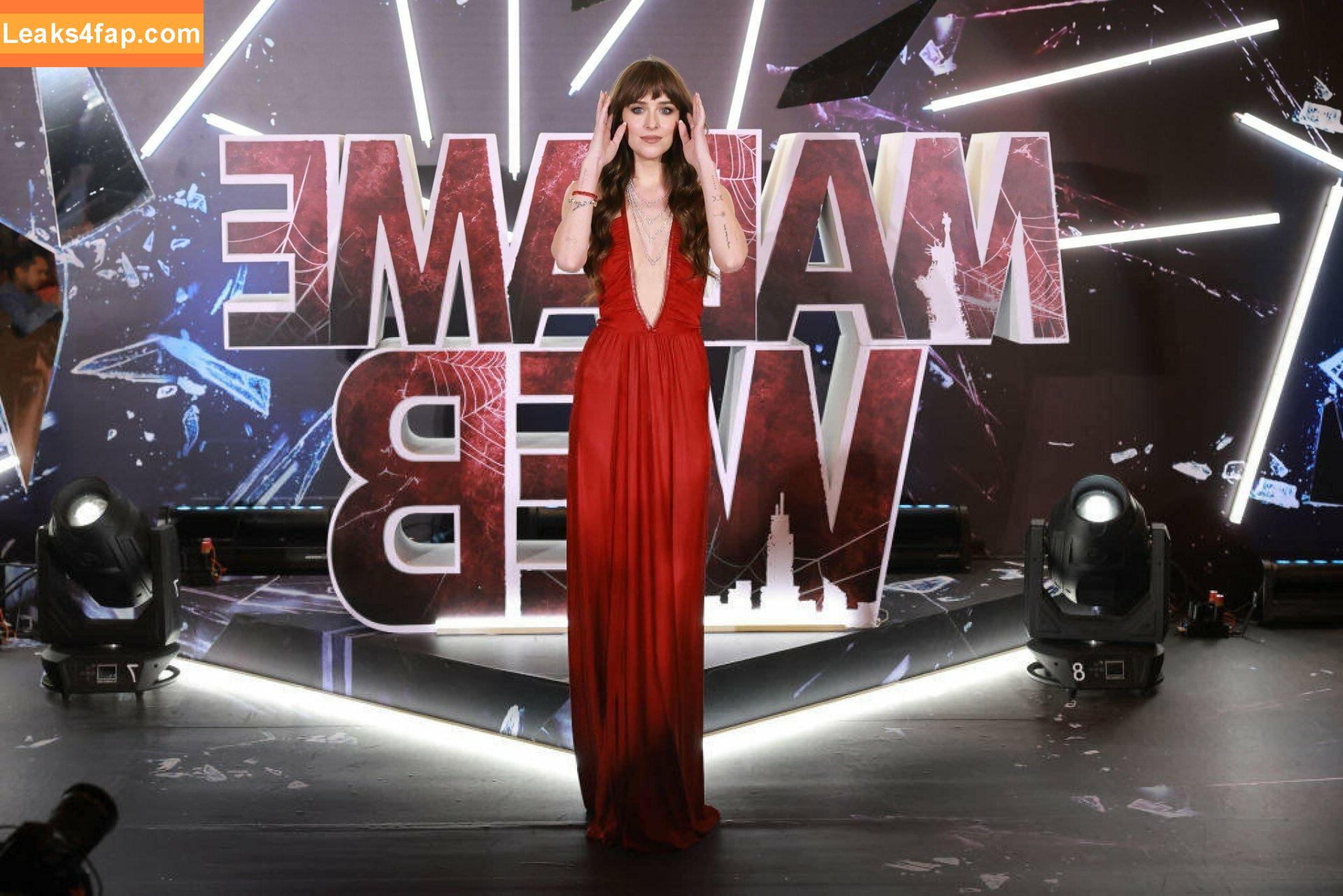 Dakota Johnson / dakotajohnson / isDakotaJohnson leaked photo photo #0406