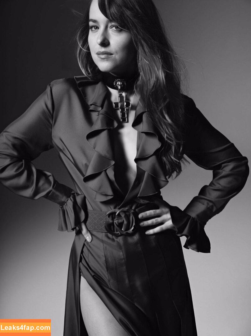 Dakota Johnson / dakotajohnson / isDakotaJohnson leaked photo photo #0431