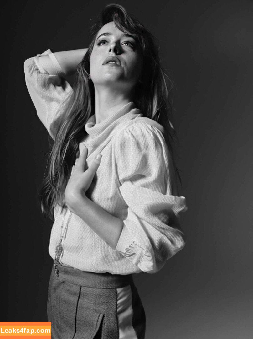 Dakota Johnson / dakotajohnson / isDakotaJohnson leaked photo photo #0432