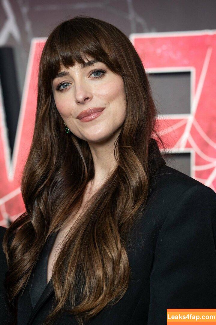 Dakota Johnson / dakotajohnson / isDakotaJohnson leaked photo photo #0440
