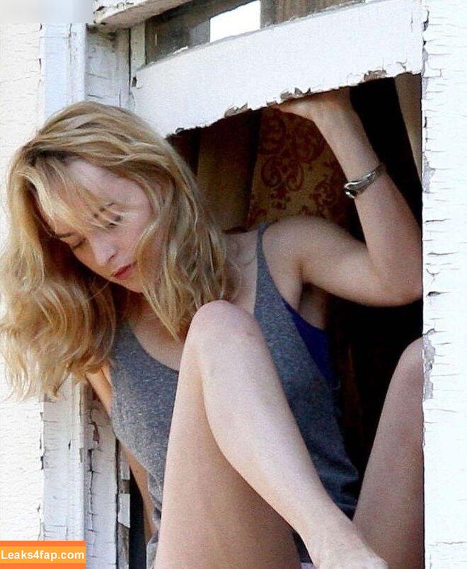 Dakota Johnson / dakotajohnson / isDakotaJohnson leaked photo photo #0671