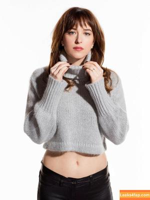 Dakota Johnson photo #0010