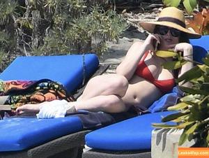 Dakota Johnson photo #0325