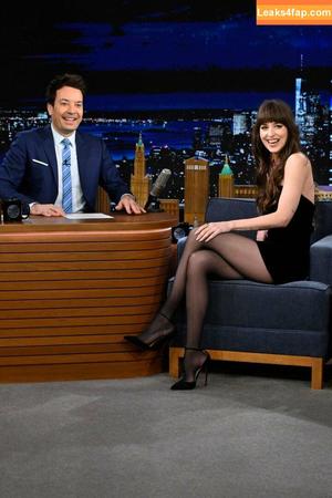 Dakota Johnson photo #0340