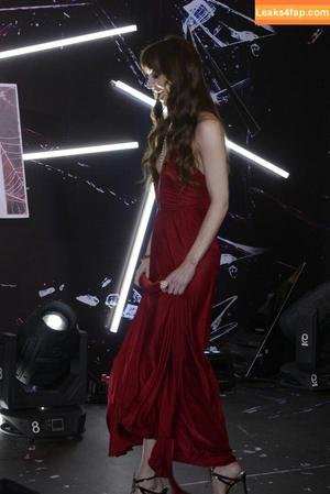 Dakota Johnson photo #0404