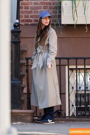 Dakota Johnson photo #0517