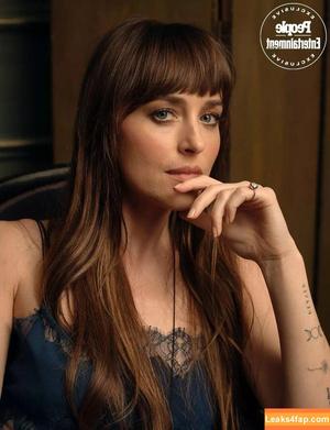 Dakota Johnson photo #0570