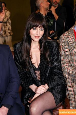 Dakota Johnson photo #0572