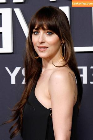 Dakota Johnson фото #0906