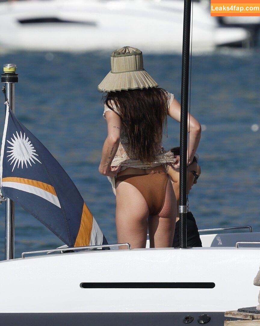 Dakota Johnson / dakotajohnson / isDakotaJohnson leaked photo photo #1024