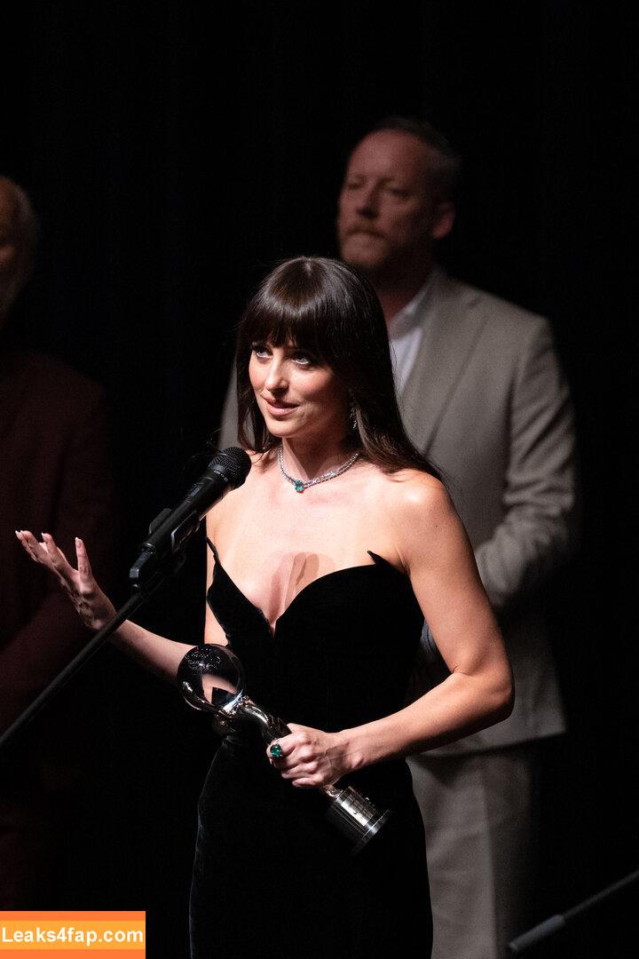 Dakota Johnson / dakotajohnson / isDakotaJohnson leaked photo photo #1029