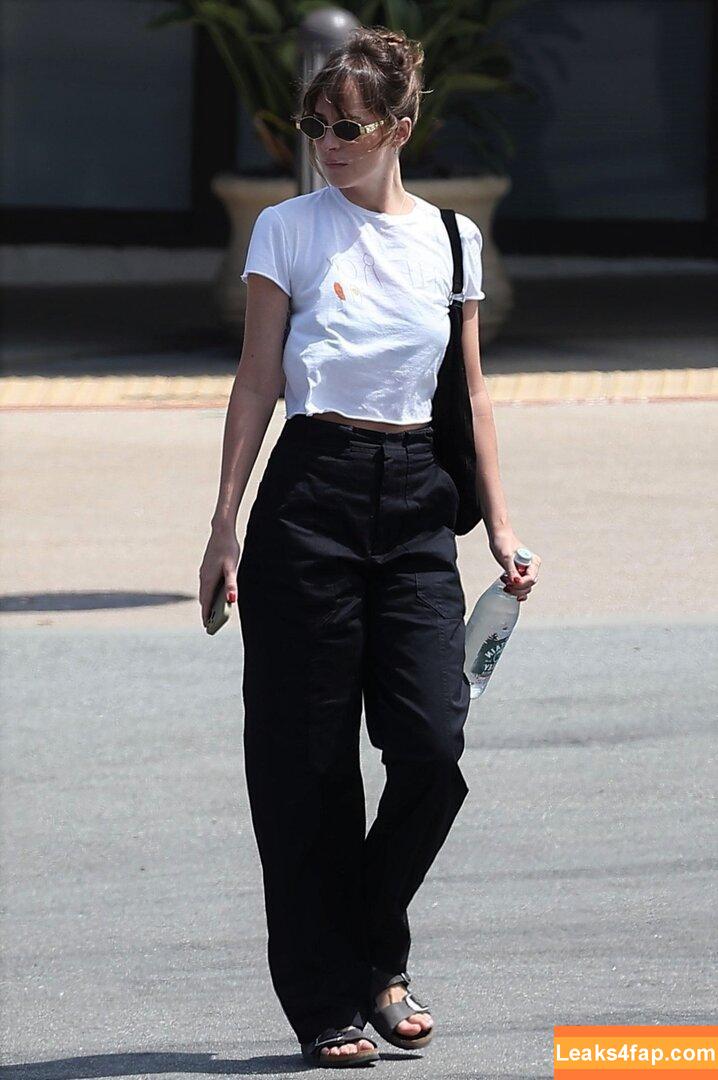 Dakota Johnson / dakotajohnson / isDakotaJohnson leaked photo photo #1092